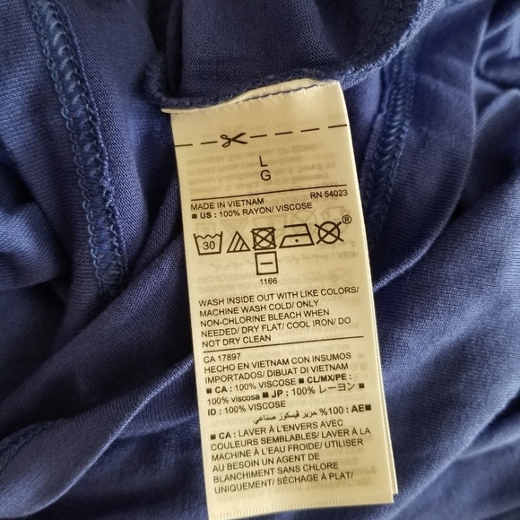 🍂 Old Navy Ruffle Shirt - Picture 6 of 6